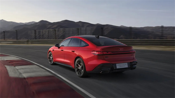 全新上汽奥迪A5L Sportback正式上市，限时臻享价25.99万元起